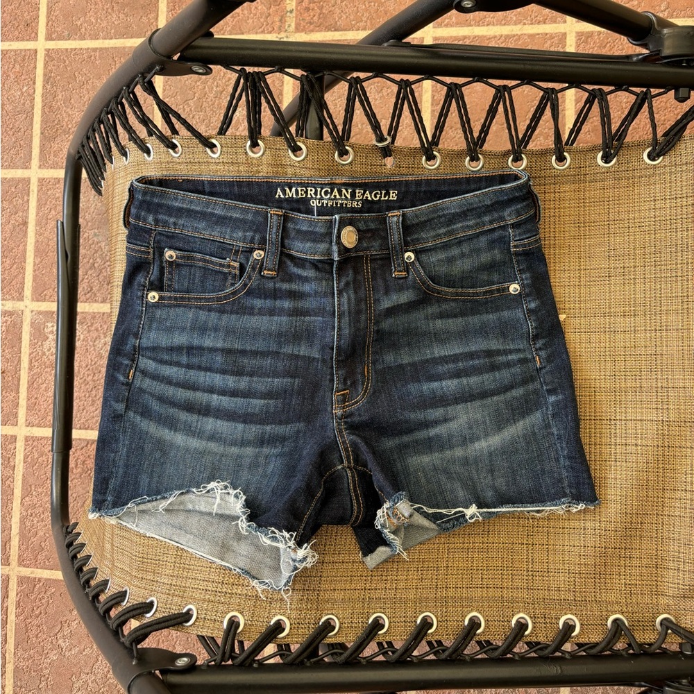 American Eagle high-rise super stretch shorts